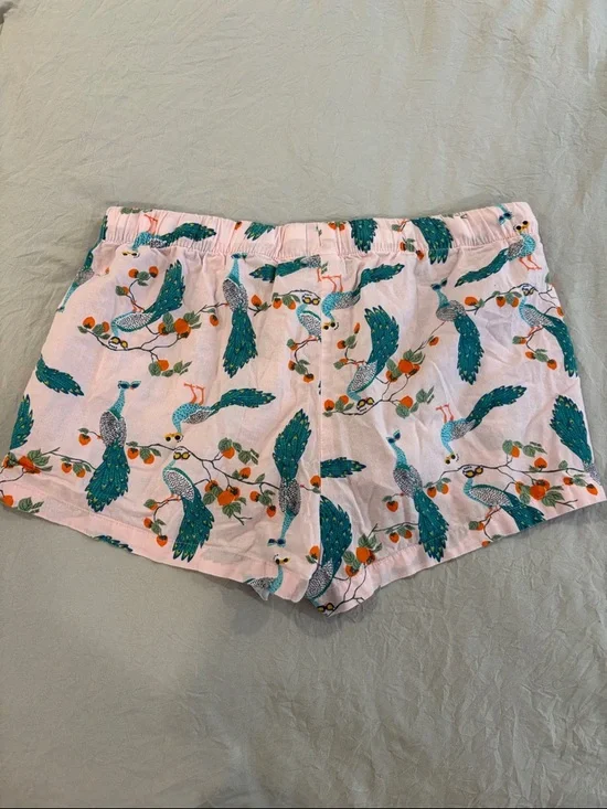 Peacock Print Women's Pajama Shorts - Picture 4 of 4